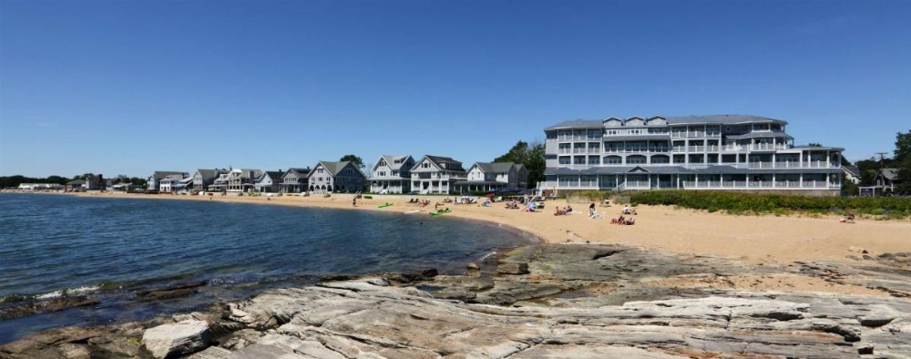 Madison Beach Hotel Curio Collection by Hilton Image 12