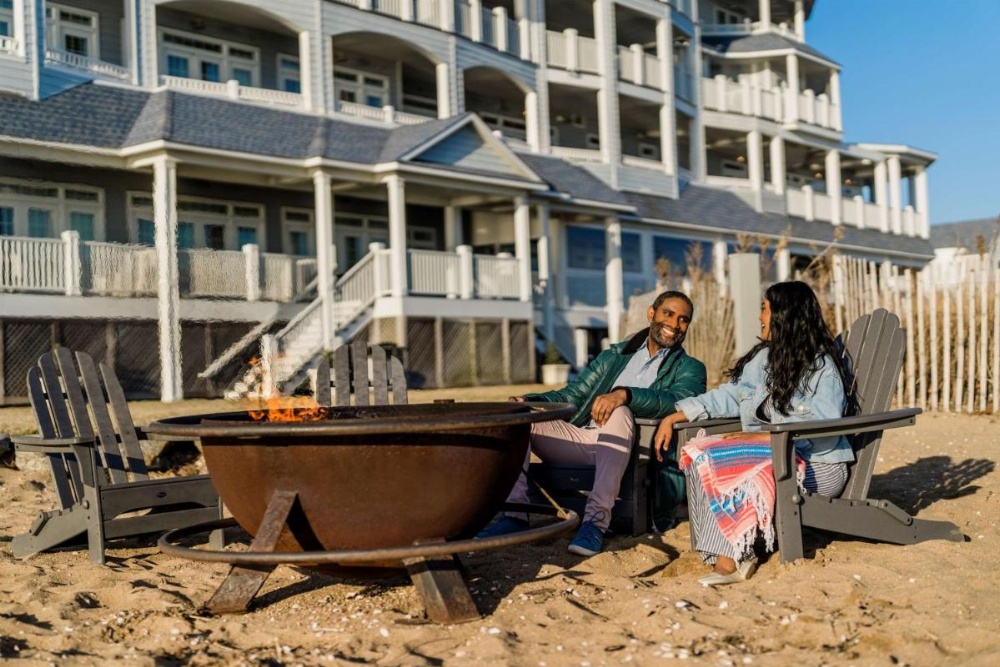 Madison Beach Hotel Curio Collection by Hilton Image 15