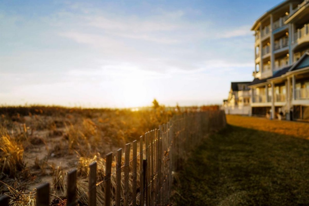 Madison Beach Hotel Curio Collection by Hilton Image 21