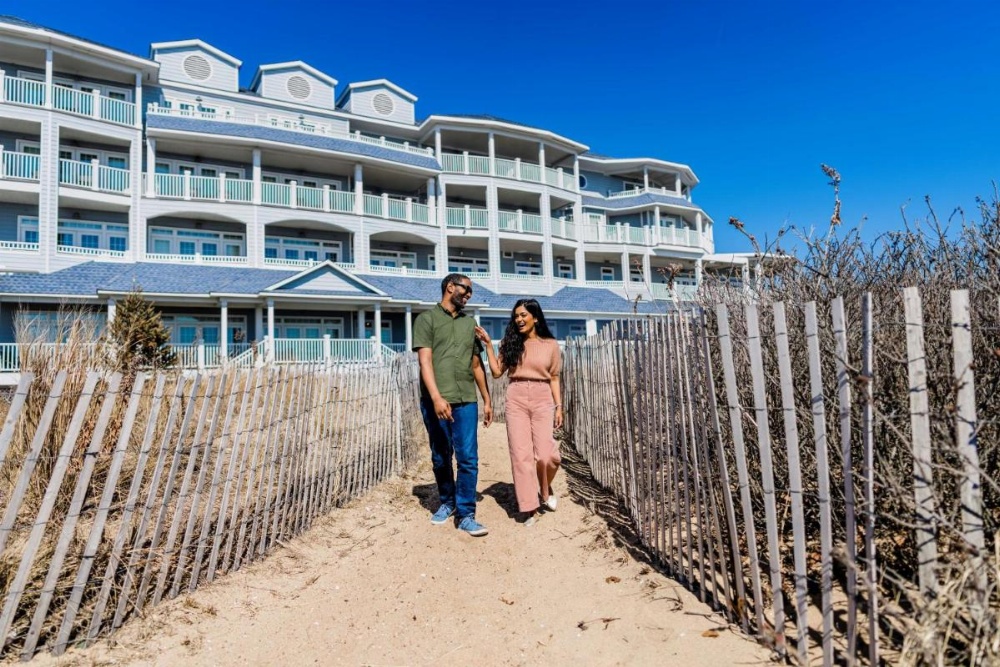 Madison Beach Hotel Curio Collection by Hilton Image 22