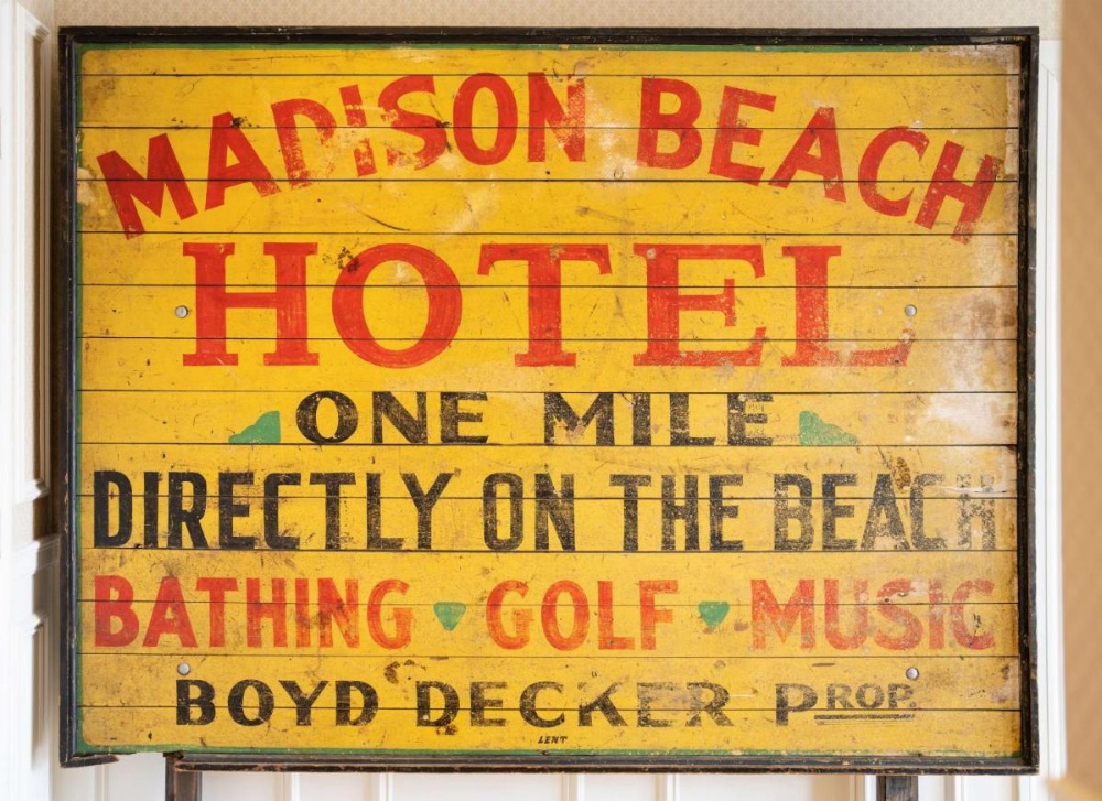 Madison Beach Hotel Curio Collection by Hilton Image 26