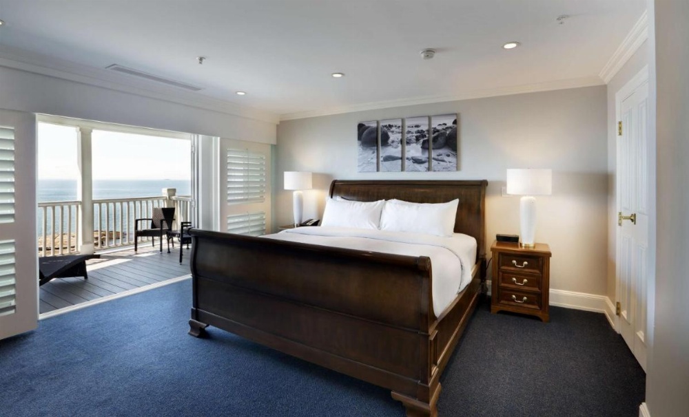 Madison Beach Hotel Curio Collection by Hilton Image 43